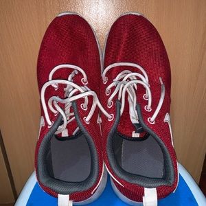 Nike’s Roshes Sneakers